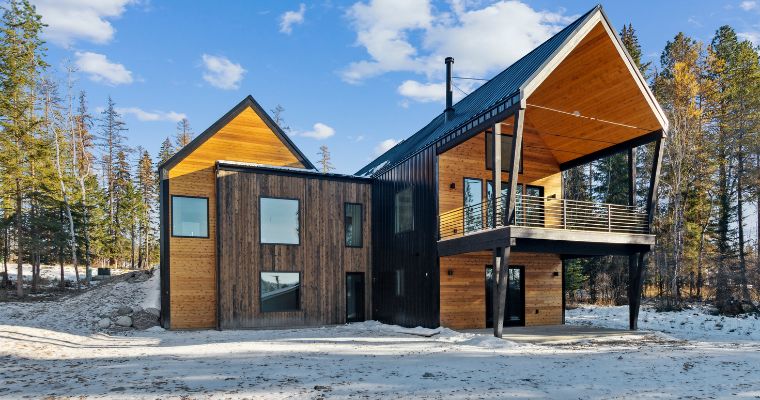 Simple house with eco-friendly and smart technology integrated design in Whitefish, Montana built by the Eco Residency