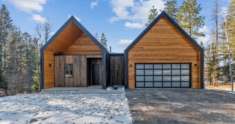 Small homes with simplicity modern design built by the Eco Residency in Whitefish